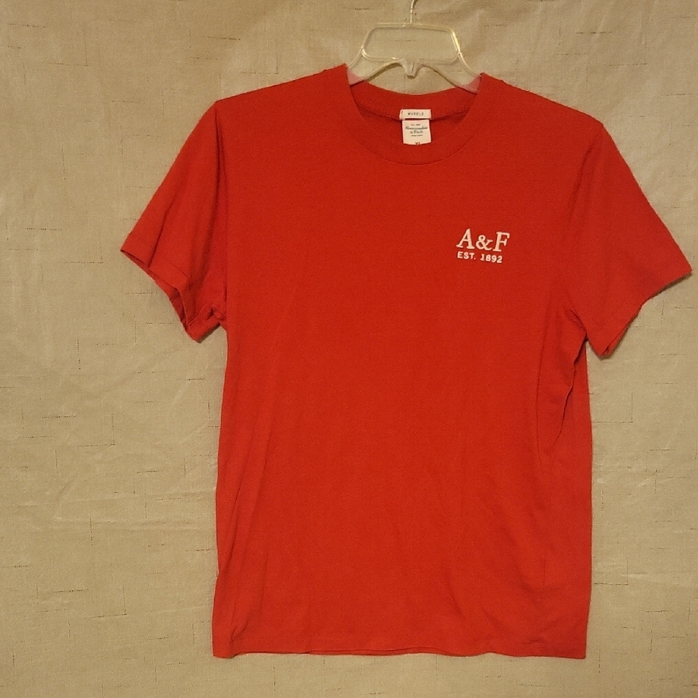 Abercrombie & Fitch Red Crew Neck Tee